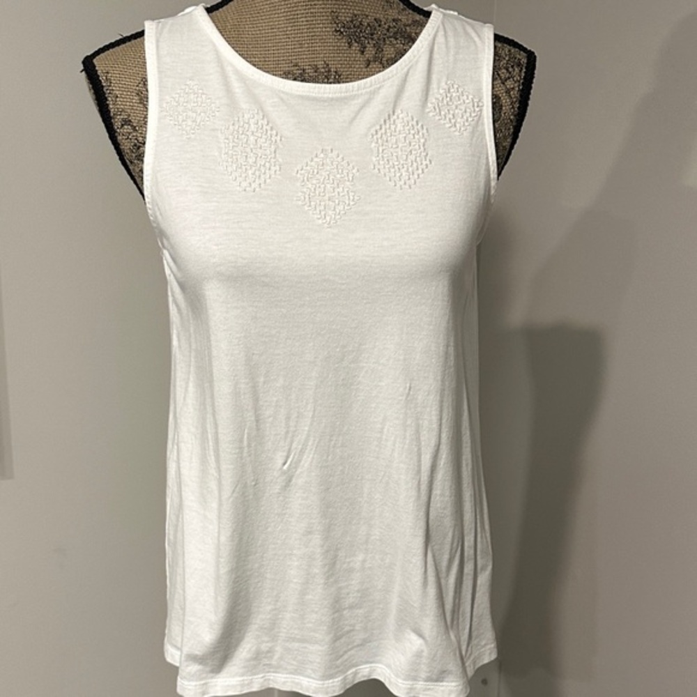 Banana Republic off White ivory embroidered Sleeveless tank Top Small